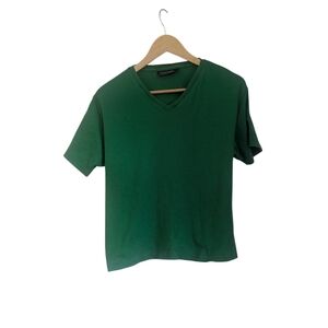 2/$15 Woman's Denver Hayes Plain Green V-Neck Short Sleeve T-Shirt- Size X-Large